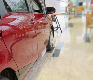 新車販売店